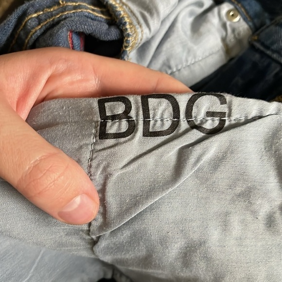 URBAN OUTFITTERS BDG shorts - Picture 4 of 4